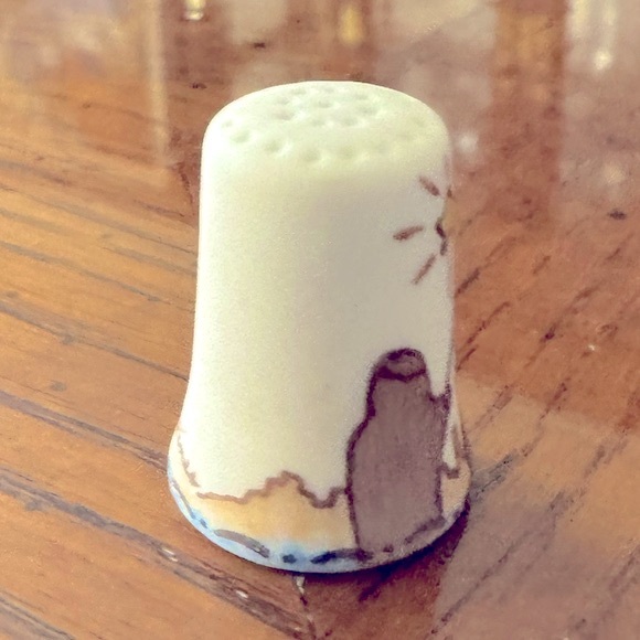 “The Three Wisemen” Thimble - Signed by C. Stines - Picture 2 of 7